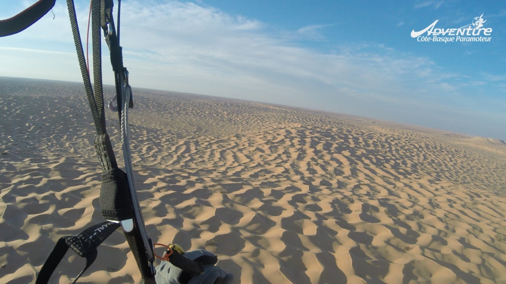 Du-paramoteur-dans-le-Sahara-paramoteur-11.jpg