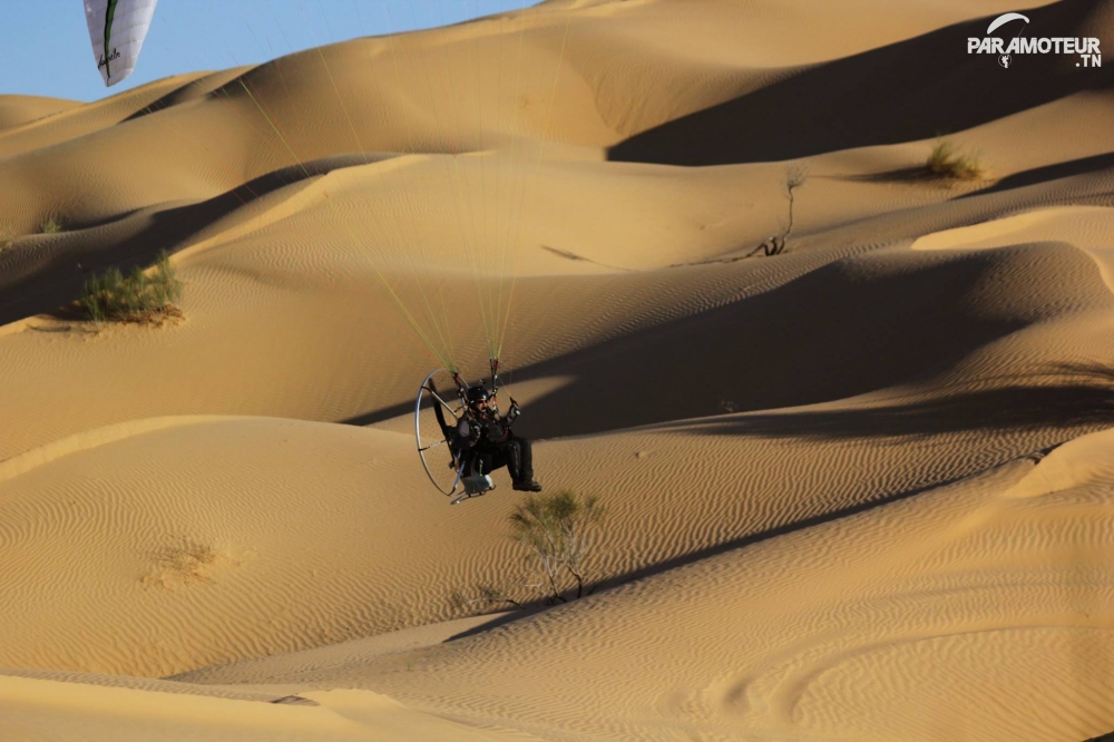 Du-paramoteur-dans-le-Sahara-paramoteur-18.jpg