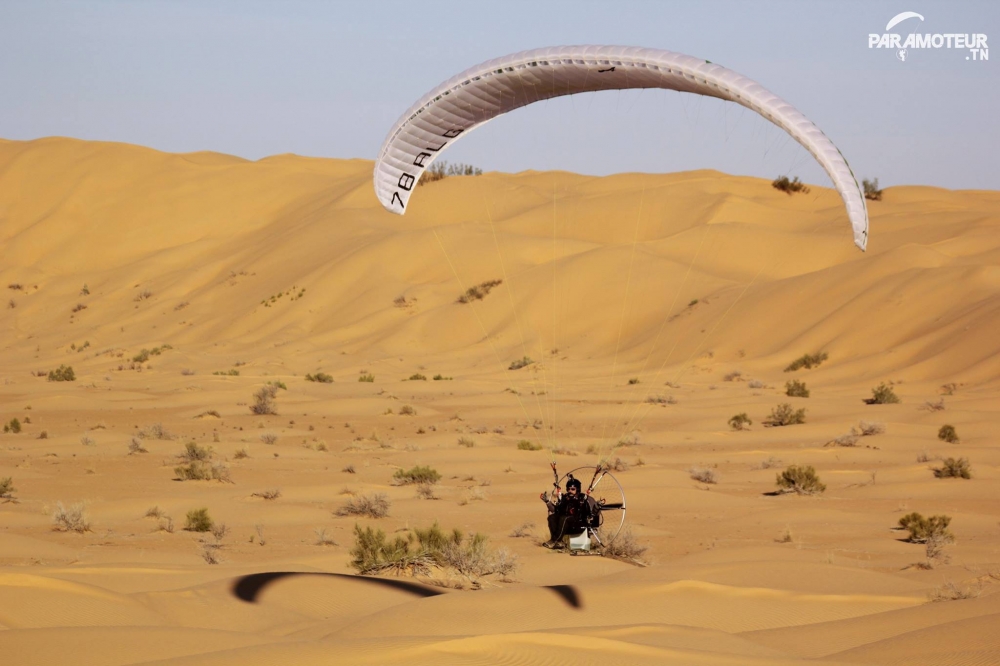 Du-paramoteur-dans-le-Sahara-paramoteur-20.jpg