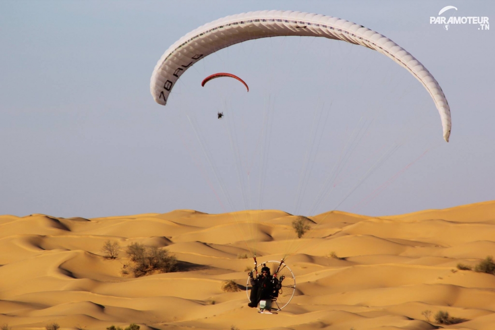 Du-paramoteur-dans-le-Sahara-paramoteur-7.jpg